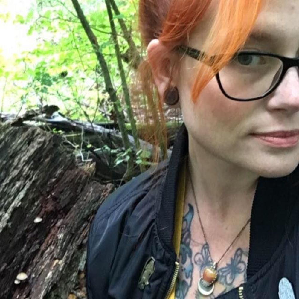 Meet your Posher, Genevieve